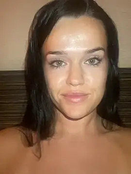 Snapshot of English-Chloe96 chatting on February 19, 2025, 3:50 am English-Chloe96 online show from February 19, 2025, 3:50 am