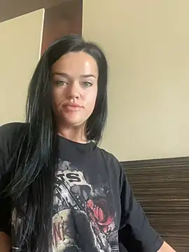 Snapshot of English-Chloe96 chatting on March 10, 2025, 5:43 am English-Chloe96 online show from March 10, 2025, 5:43 am