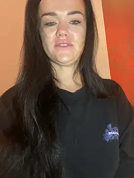 Snapshot of English-Chloe96 chatting on October 15, 2025, 3:39 am English-Chloe96 online show from October 15, 2025, 3:39 am