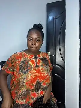prettiepearl online show from June 3, 2026, 6:13 pm