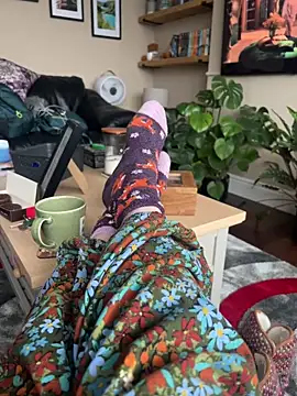 curvy-milf-abbie online show from March 8, 2026, 4:22 pm