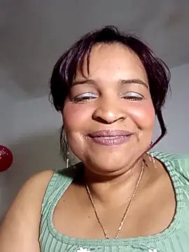  violetta - online show from September 20, 2025, 2:07 pm