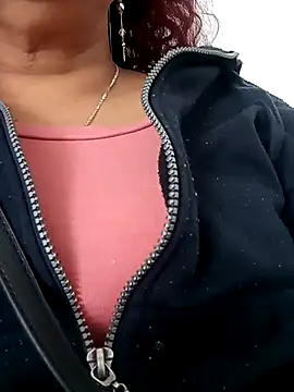  violetta - online show from September 23, 2025, 1:36 pm