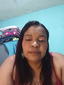 Snapshot of _violetta_- chatting on June 25, 2026, 12:54 am violetta - online show from June 25, 2026, 12:54 am