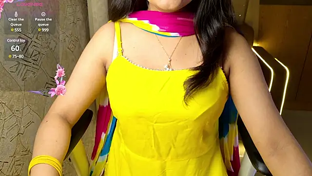 Punjabi Queen1 online show from December 19, 2024, 4:02 pm