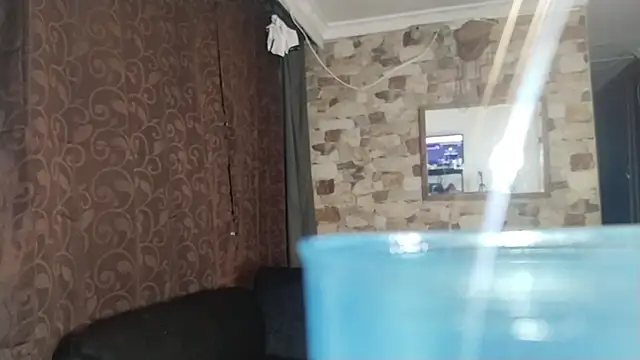 only victoriacox online show from January 9, 2025, 9:27 am