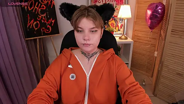 mekurisu online show from February 19, 2025, 4:23 am