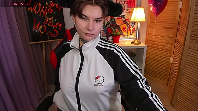 mekurisu online show from February 25, 2025, 7:42 am