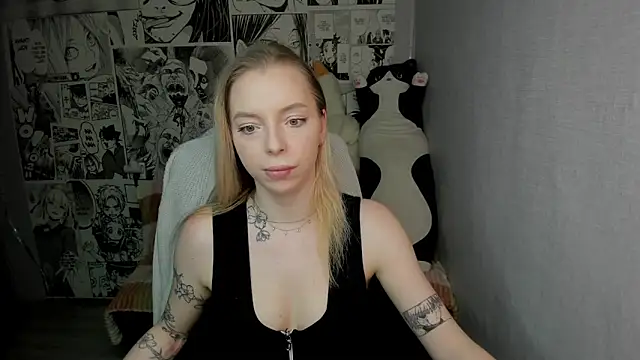 Martha Cameron online show from February 4, 2025, 3:00 am