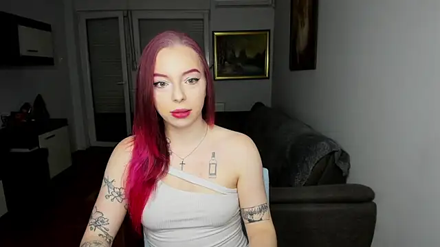 Martha Cameron online show from March 18, 2026, 9:40 pm