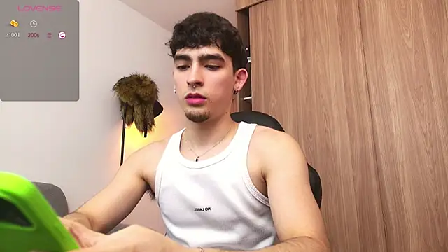 Snapshot of zenn_rush1 chatting on January 31, 2025, 1:02 pm zenn rush1 online show from January 31, 2025, 1:02 pm