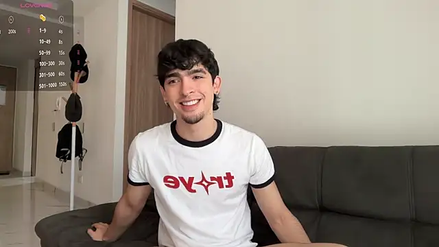 Snapshot of zenn_rush1 chatting on September 15, 2025, 1:44 pm zenn rush1 online show from September 15, 2025, 1:44 pm