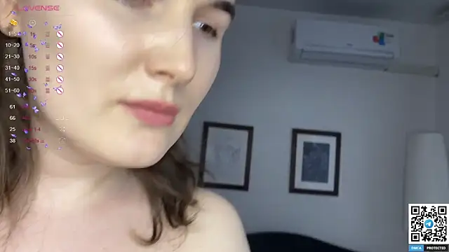 Maria Bowie online show from February 28, 2025, 2:42 pm