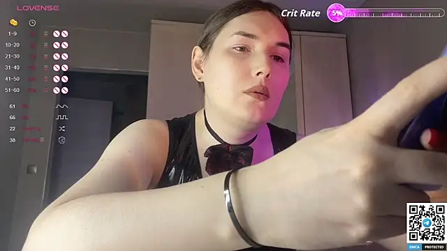 Maria Bowie online show from October 26, 2025, 7:47 am