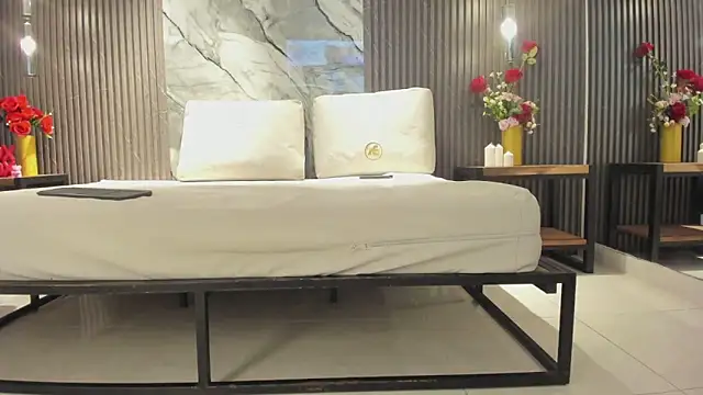 julietha taylor online show from April 11, 2026, 7:45 am