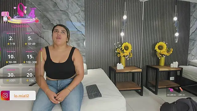 Snapshot of julietha_taylor chatting on May 21, 2026, 2:07 am julietha taylor online show from May 21, 2026, 2:07 am