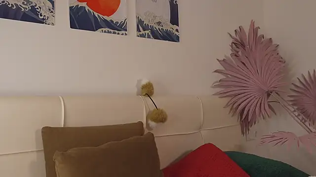 tiffannyjons online show from December 26, 2024, 11:13 pm