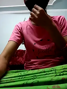 Snapshot of HotRiyacpl chatting on February 23, 2026, 4:48 pm HotRiyacpl online show from February 23, 2026, 4:48 pm