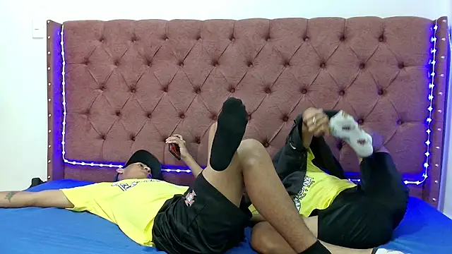 boys yourparty online show from January 31, 2025, 1:23 pm