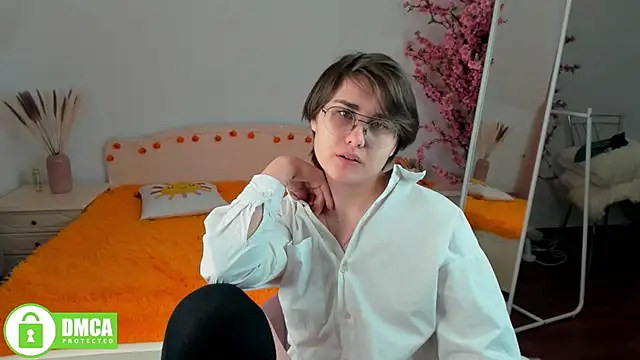 Funny bunnyy online show from December 2, 2024, 9:06 pm