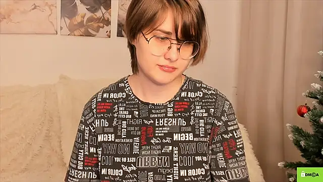 Funny bunnyy online show from December 16, 2024, 9:31 pm