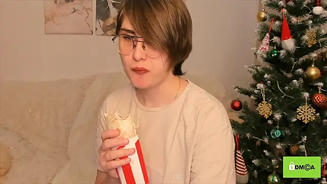 Funny bunnyy online show from December 26, 2024, 1:54 pm