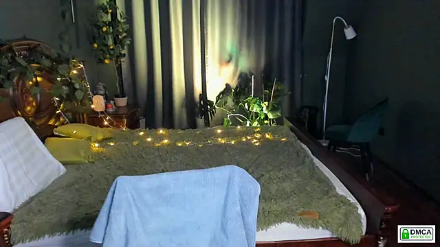 Funny bunnyy online show from January 13, 2025, 5:33 pm