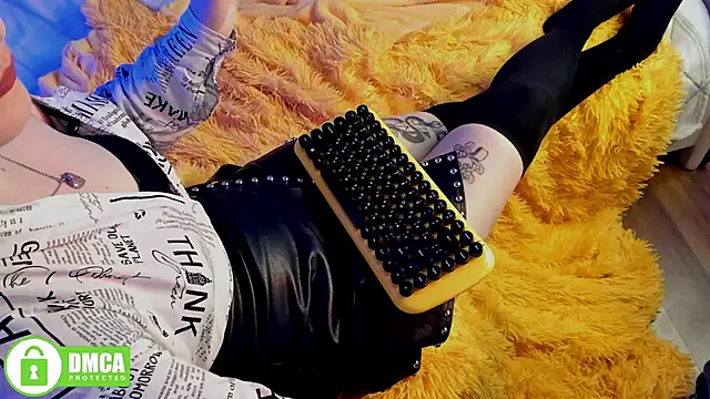 Funny bunnyy online show from January 18, 2025, 9:34 pm