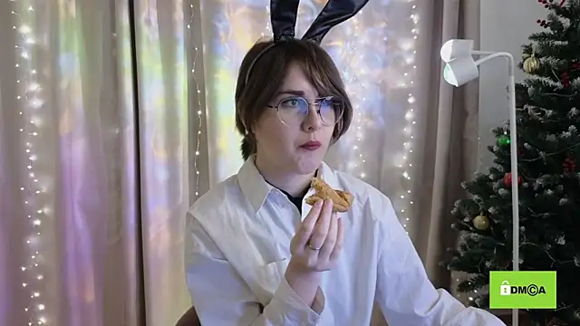 Funny bunnyy online show from January 24, 2025, 8:54 pm