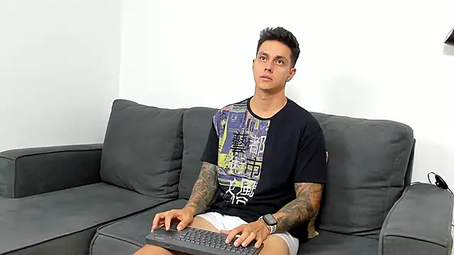 JeanBroc online show from September 28, 2025, 8:36 pm