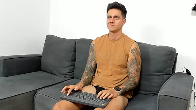 JeanBroc online show from September 29, 2025, 8:35 pm