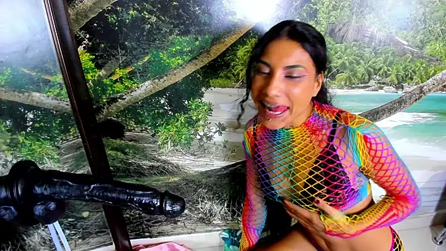 Mieldeluna online show from February 12, 2025, 3:29 am