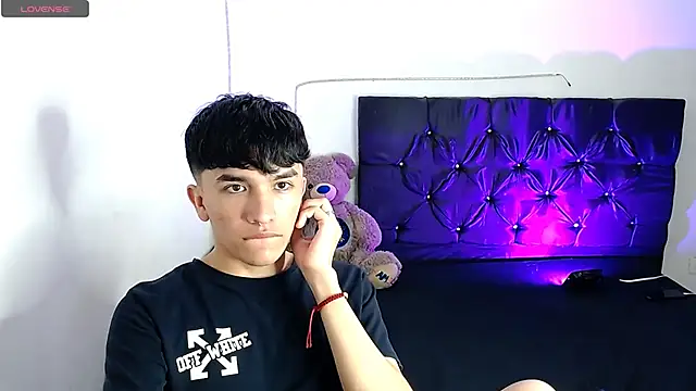 benji hoter online show from September 29, 2025, 8:46 pm