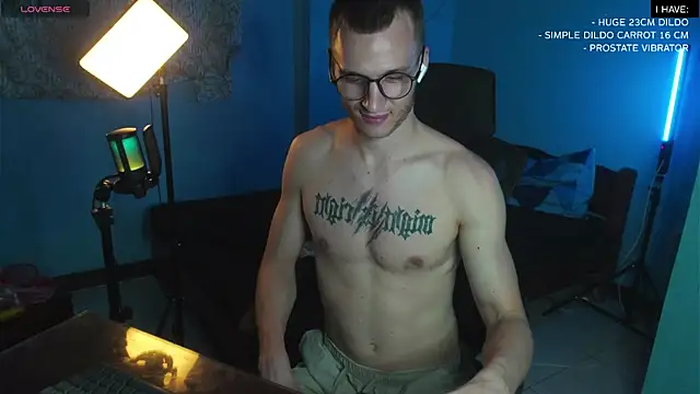 mickeypict online show from February 17, 2025, 3:09 pm