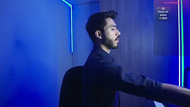 dam0n fr0st online show from January 3, 2025, 10:08 pm