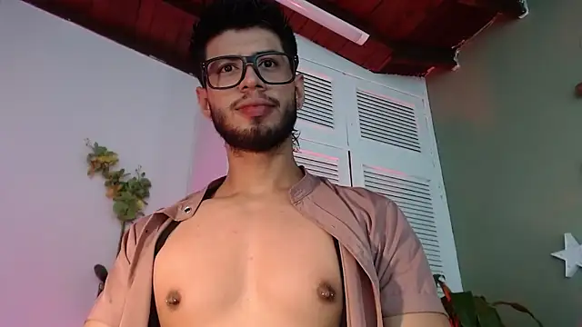 Colby brown03 online show from November 6, 2025, 7:04 pm