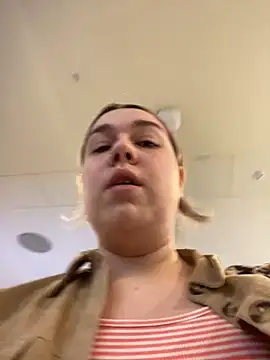 SuzieMurray online show from January 30, 2025, 8:11 am