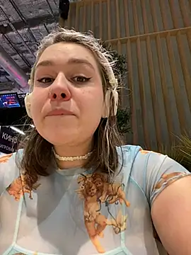 SuzieMurray online show from February 21, 2025, 11:11 am