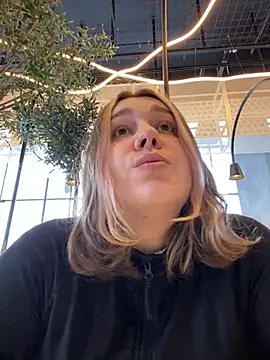 SuzieMurray online show from March 4, 2025, 11:29 am