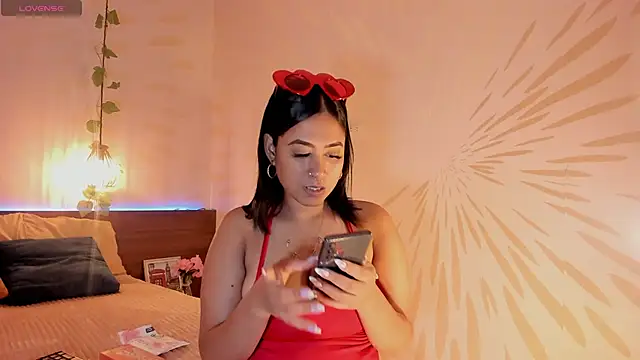 Laurentdupont04 online show from February 16, 2025, 12:30 am