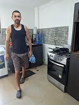 Snapshot of Alsaud1106 chatting on March 12, 2025, 5:38 pm Alsaud1106 online show from March 12, 2025, 5:38 pm