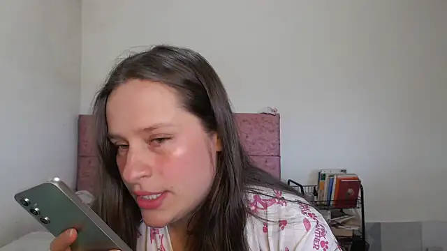Snapshot of Serenity chatting on August 4, 2026, 10:34 pm Serenity online show from August 4, 2026, 10:34 pm