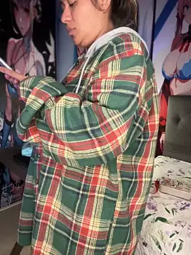 Im Little online show from February 8, 2025, 3:08 am