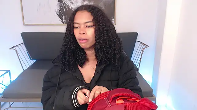 Shenna brunette  online show from December 21, 2024, 1:10 pm