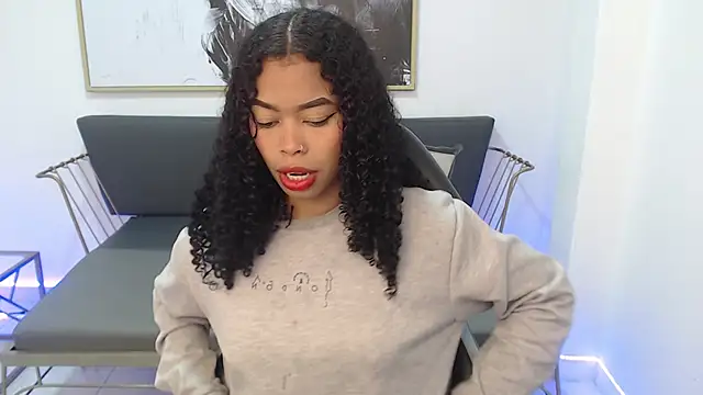 Shenna brunette  online show from December 22, 2024, 1:11 pm