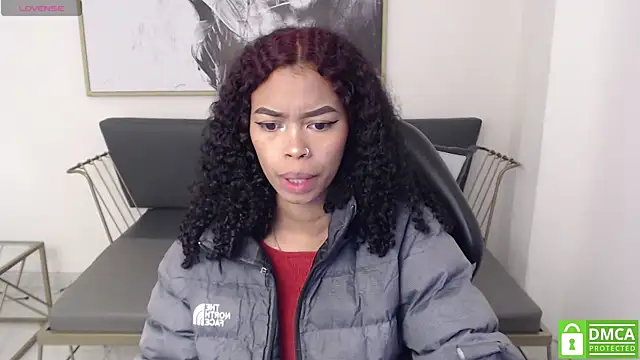 Shenna brunette  online show from December 29, 2024, 1:06 pm