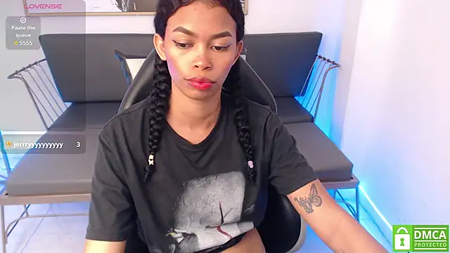 Shenna brunette  online show from January 29, 2025, 4:08 pm