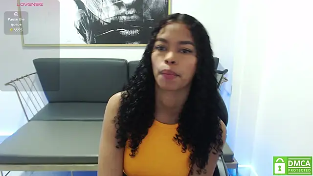 Shenna brunette  online show from February 8, 2025, 1:11 pm