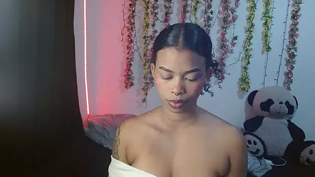 Shenna brunette  online show from September 22, 2025, 3:08 am