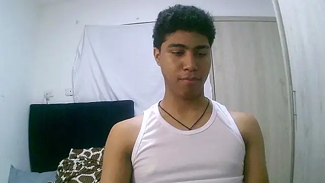 Snapshot of sexy_diamante_ chatting on March 9, 2026, 6:06 am sexy diamante online show from March 9, 2026, 6:06 am